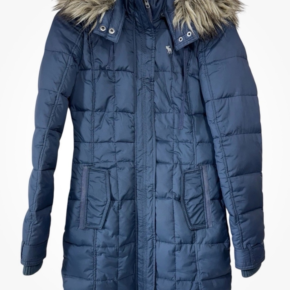 Abercrombie & Fitch Navy Puffer Coat with Faux Fur Trim